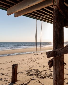 Beach swing underneath terrace